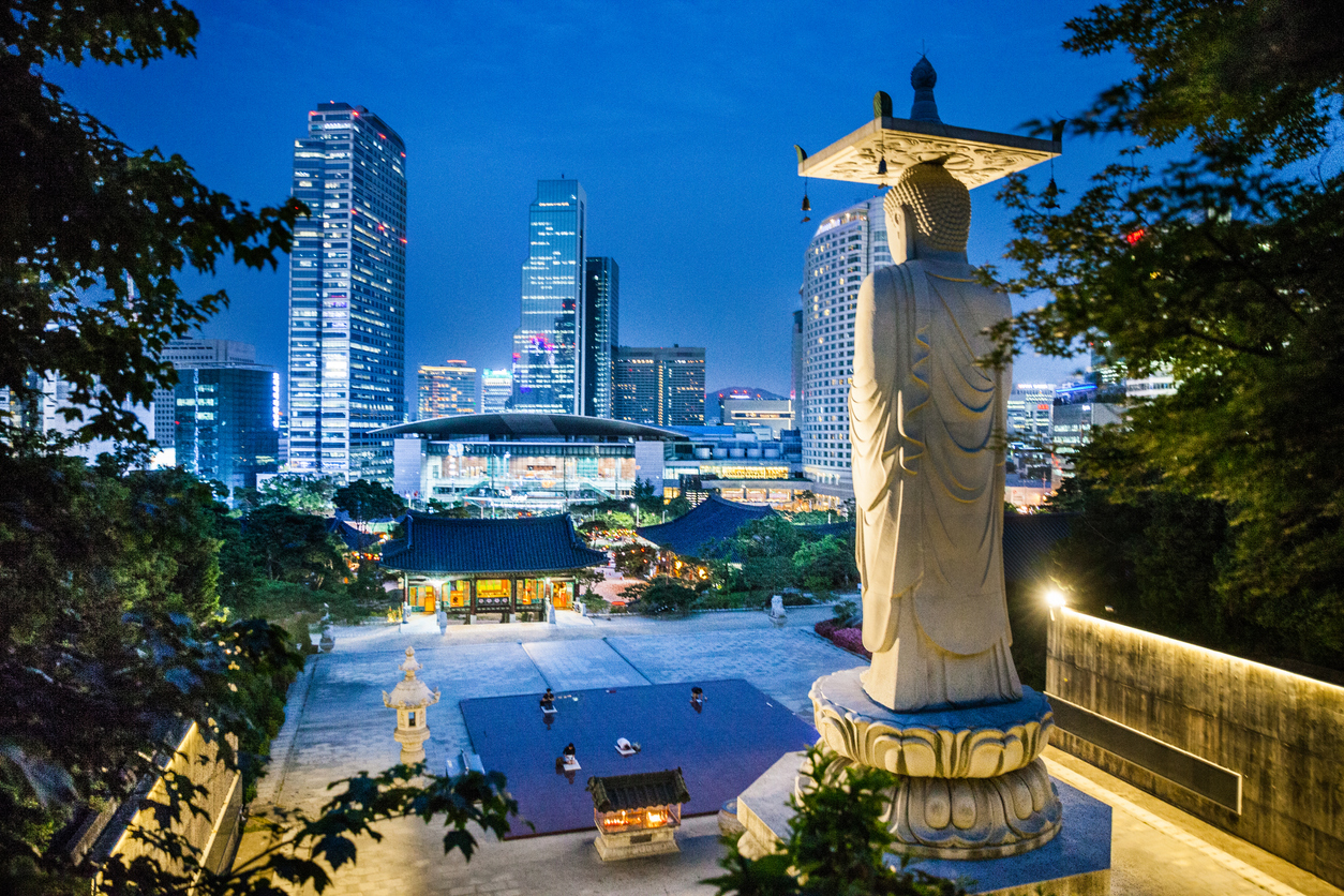 Return flights & 7 nights stay in South Korea with transfers, & tour  experiences.